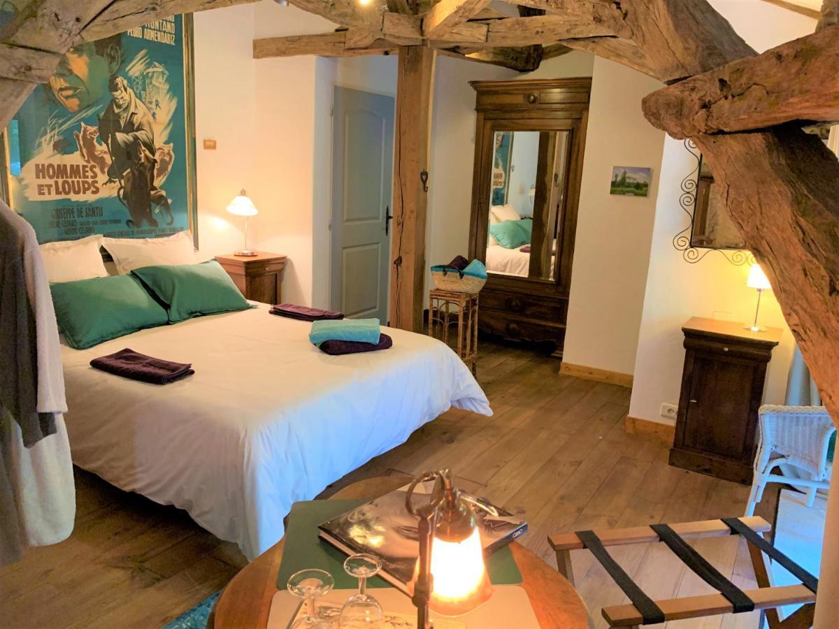 Ferme De Tayac - Charme Avec Pool Hotel Les Eyzies Ngoại thất bức ảnh